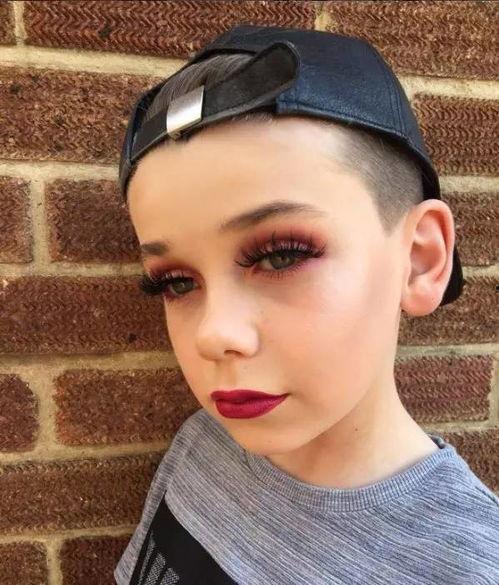 网红爆料男博主视频播放,男博主视频播放量背后的秘密大曝光！  第2张